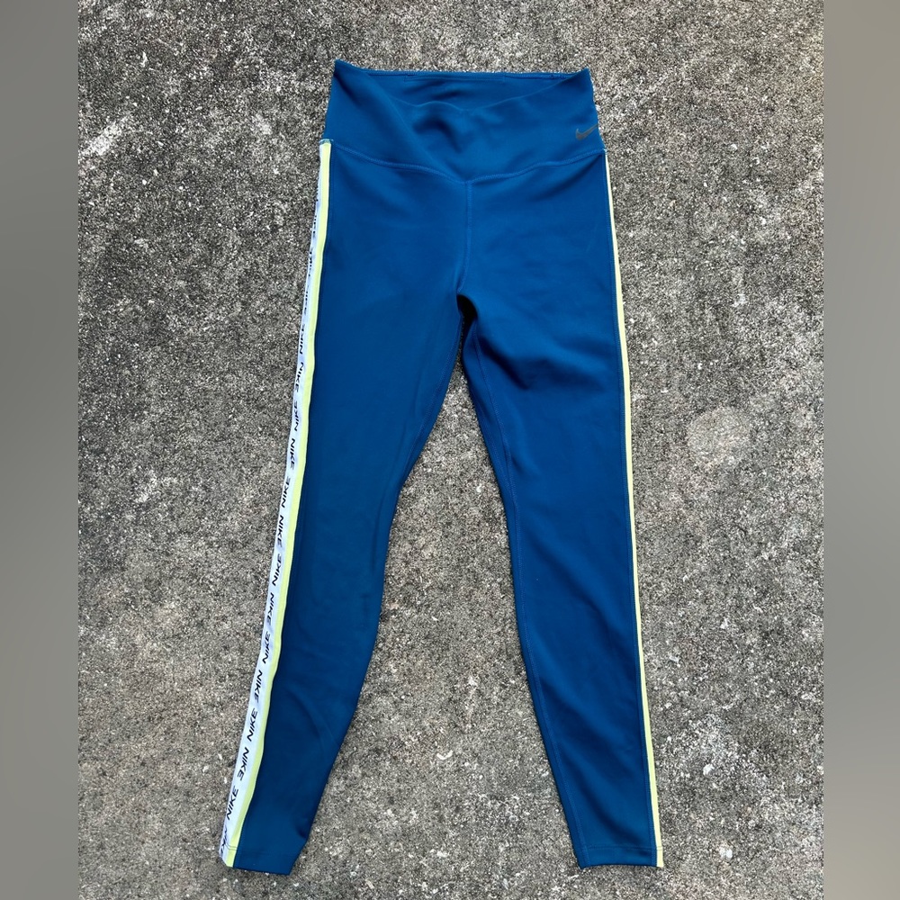 Women’s Nike The One Dri-Fit Mid-Rise Leggings In Teal Size XS